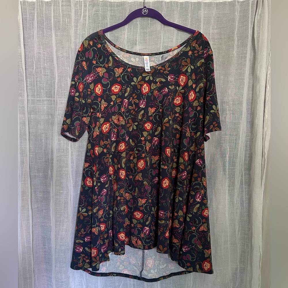 LuLaRoe Navy and Orange Patterned Medium Classic Tee